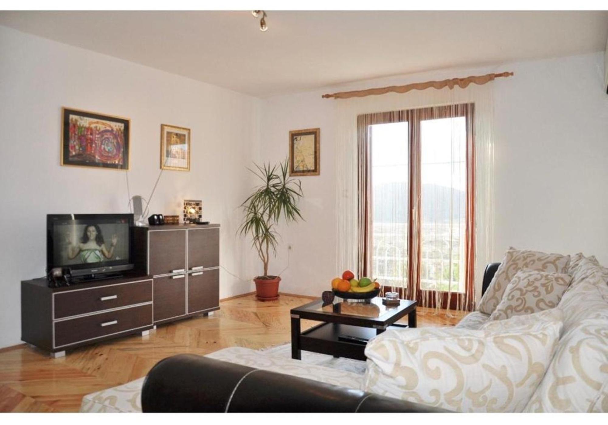Nice View Apartment Ivanica Exterior foto