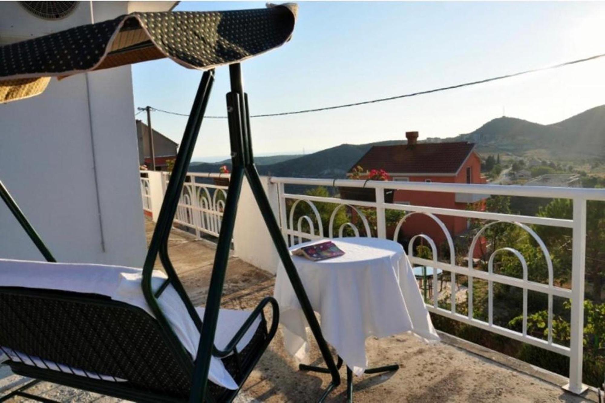 Nice View Apartment Ivanica Exterior foto