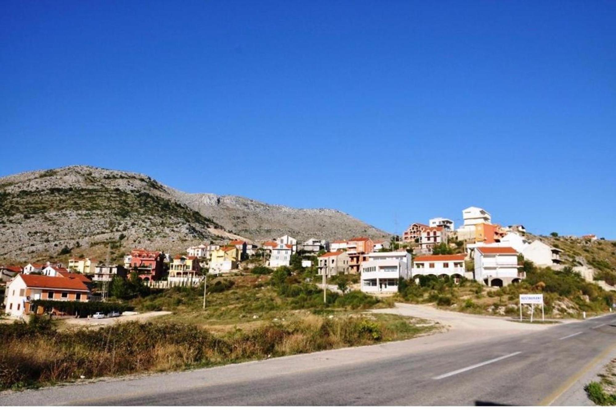Nice View Apartment Ivanica Exterior foto